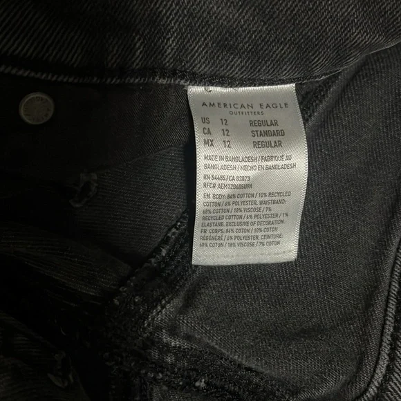 American Eagle Highest Rise 90’s Boyfriend Black Jeans Size 12 Baggy Distressed - Picture 5 of 15